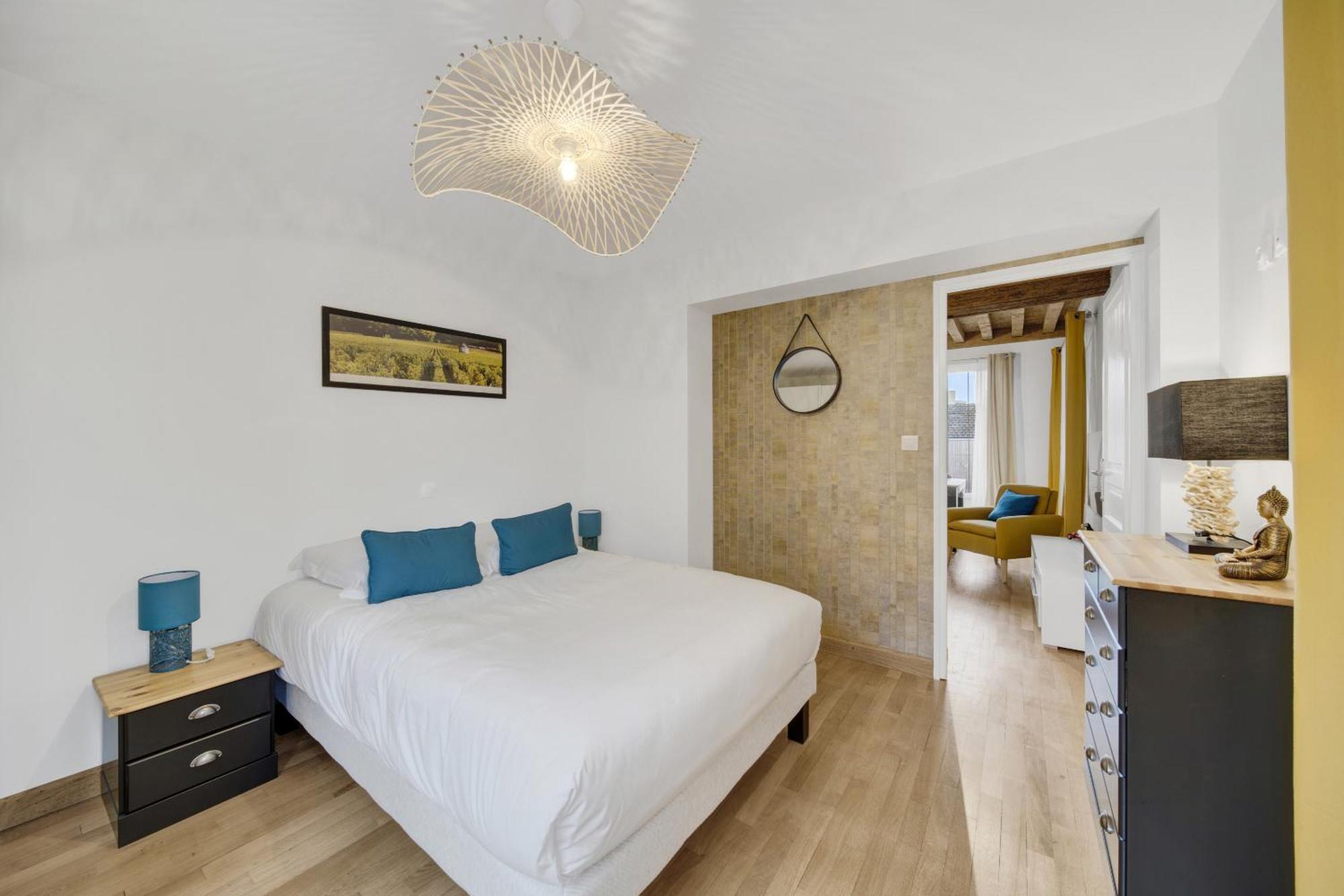 Climats Des Echaliers Apartment Beaune  Bagian luar foto